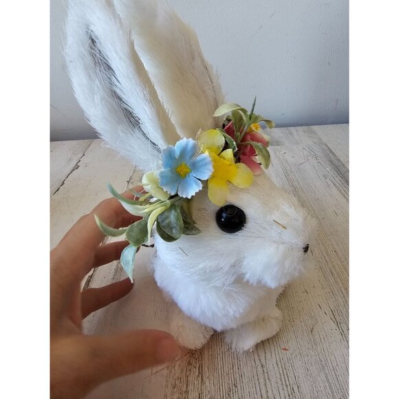 Vintage Pier 1 Easter sisal bottle brush rabbit Bunny white flowers spring Easte - Picture 5 of 8